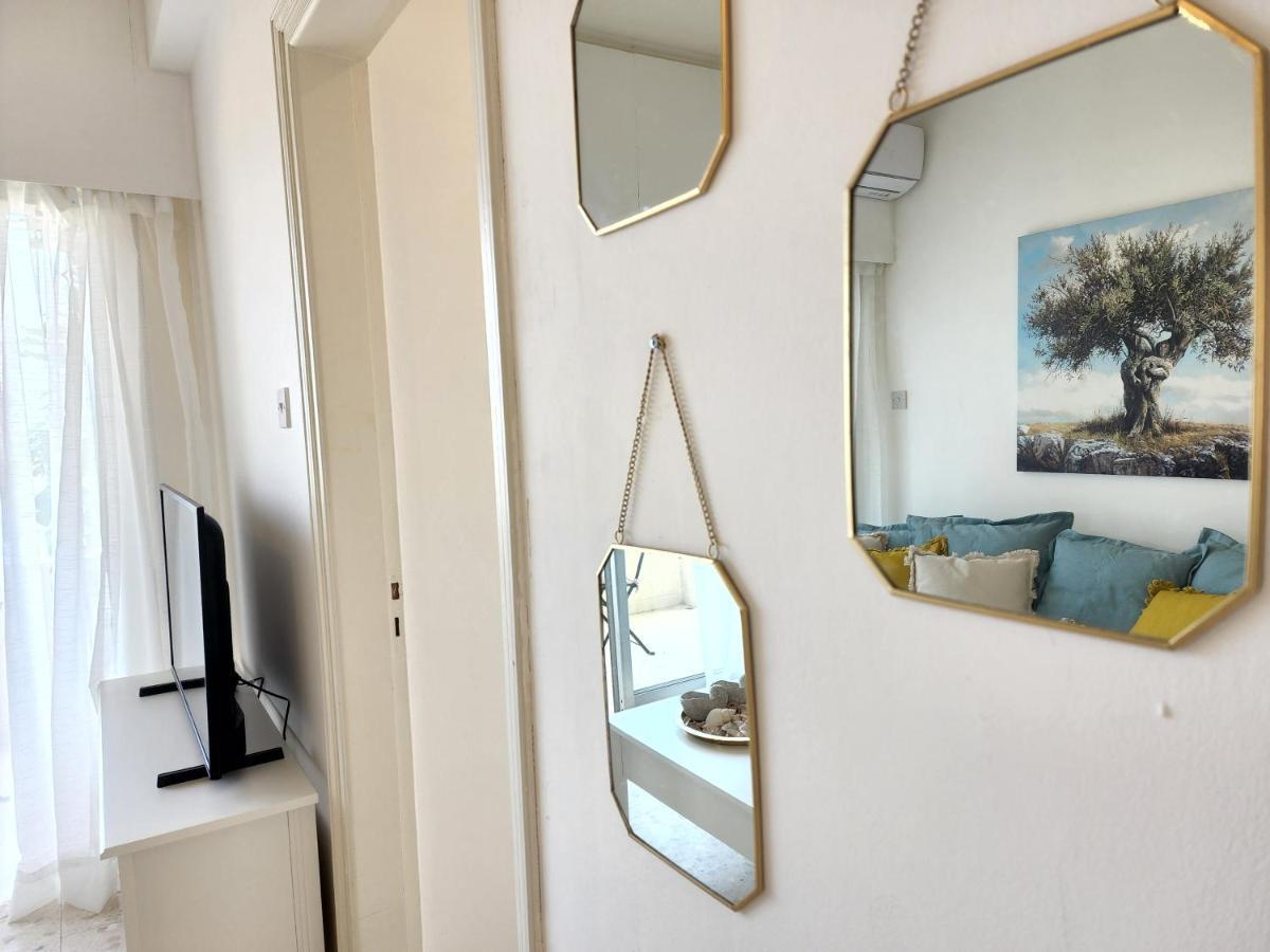 Capri Sea View One Bedroom 拉纳卡 外观 照片