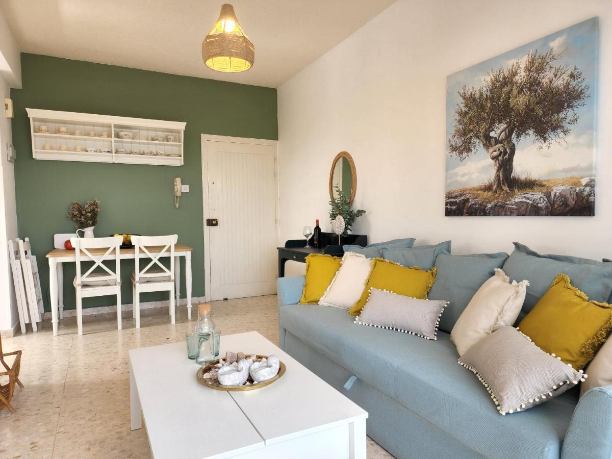 Capri Sea View One Bedroom 拉纳卡 外观 照片