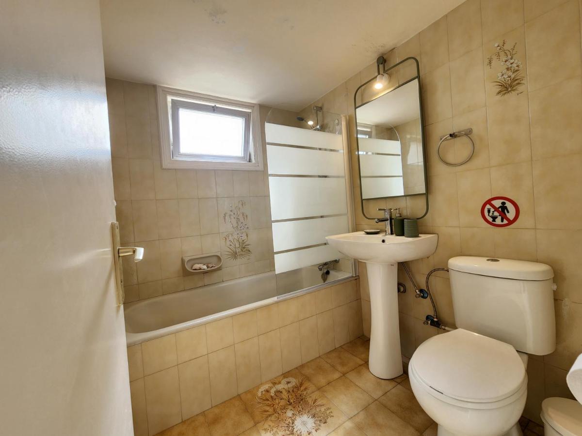 Capri Sea View One Bedroom 拉纳卡 外观 照片